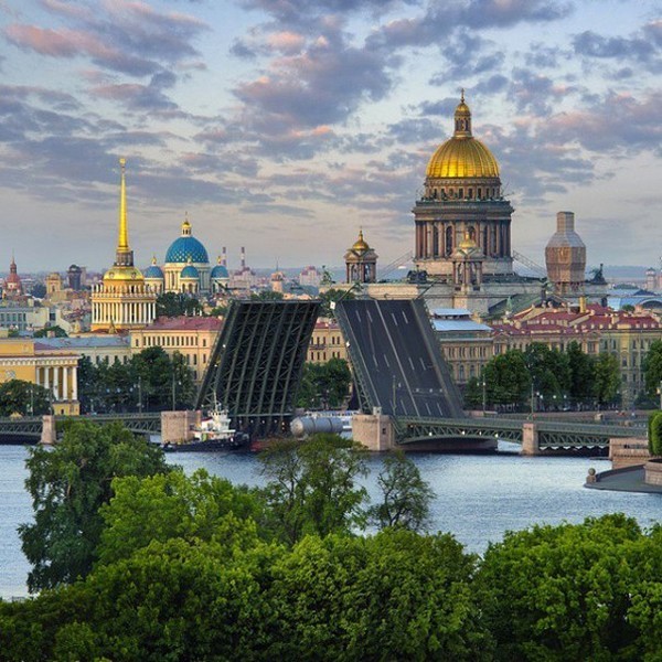 Основание Санкт-Петербурга - сообщение доклад